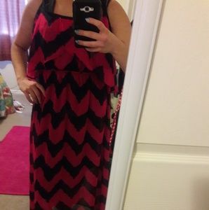 Bacl and pink chevron